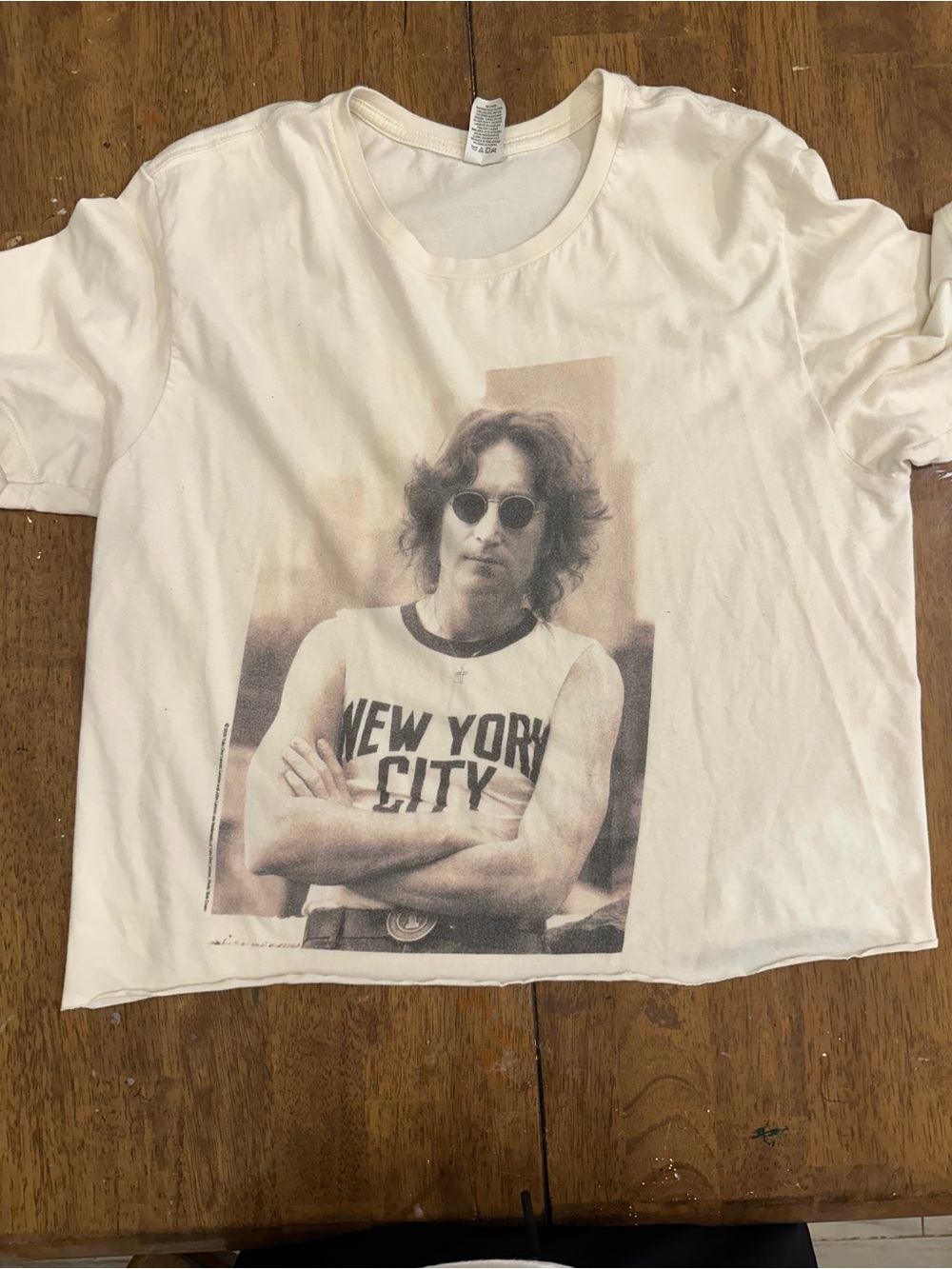 Vintage-Style Cream Cropped Graphic Men’s T-Shirt - New York City John Lennon